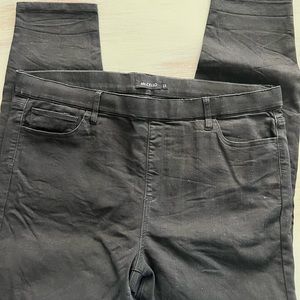 Excellent condition skinny jeans